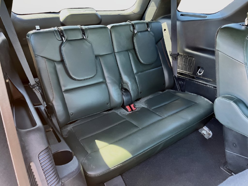 2024 Ford Explorer photo 29 of 36