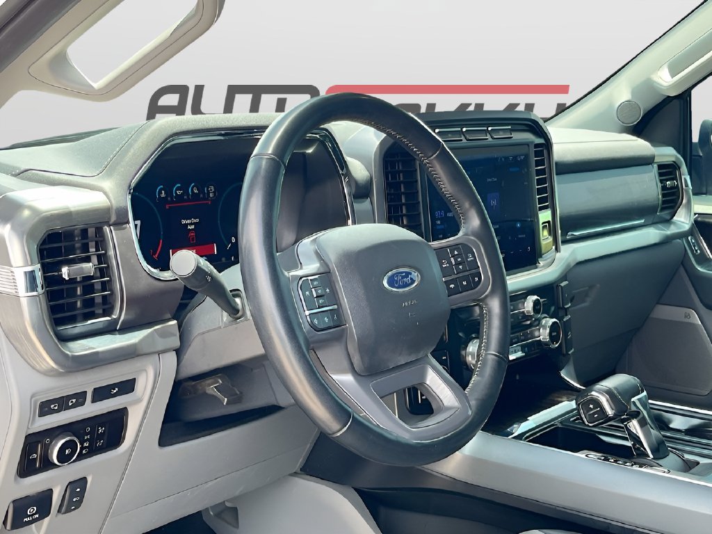 2023 Ford F-150 photo 9 of 33