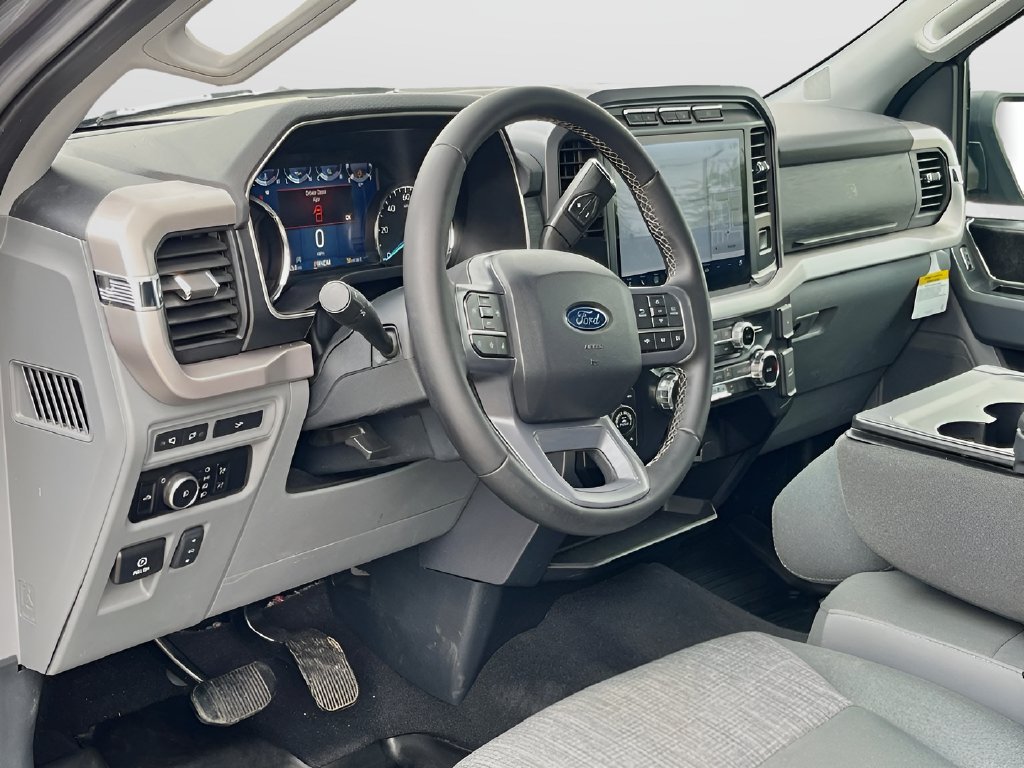 2023 Ford F-150 photo 9 of 32