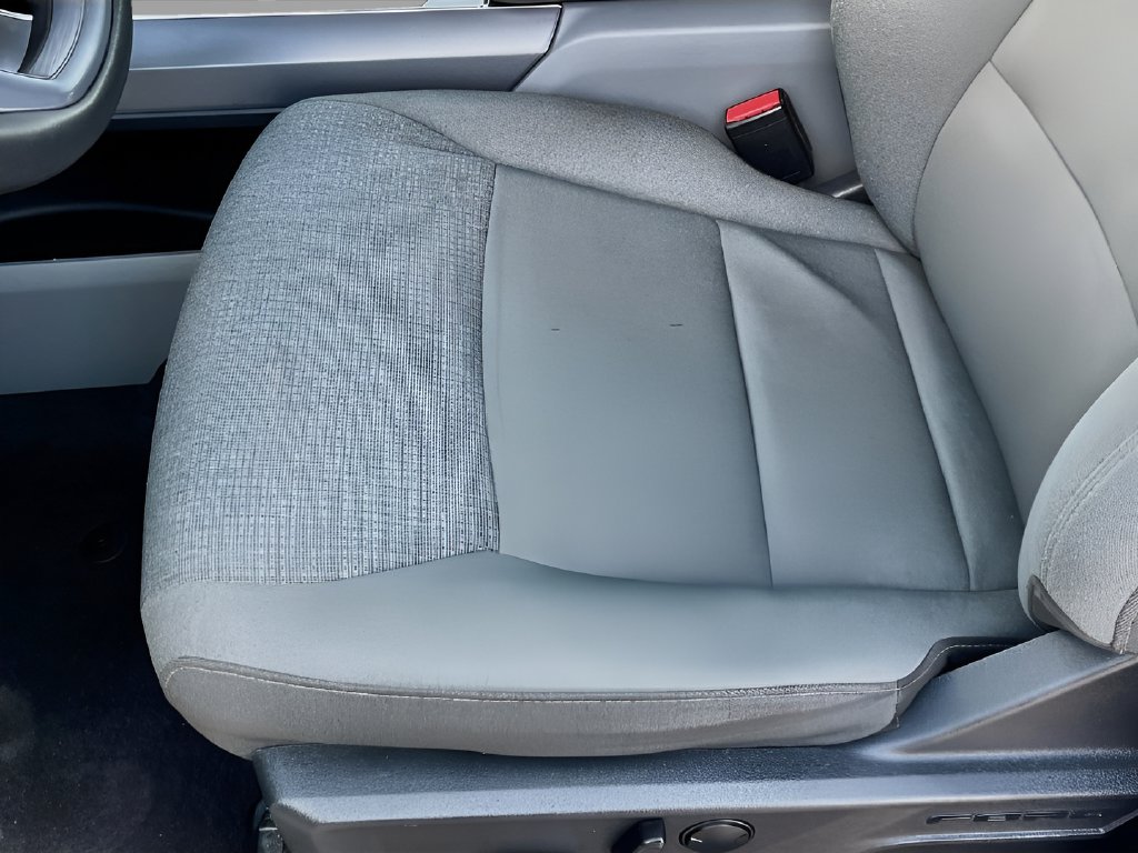 2025 Ford F-150 photo 19 of 32