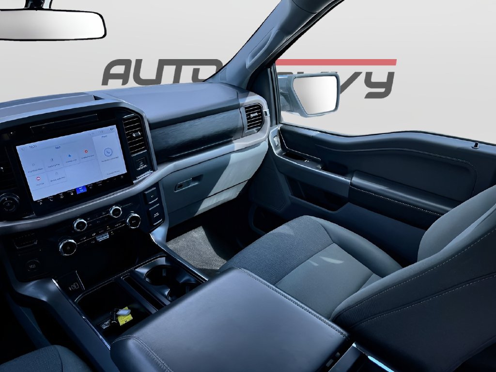 2025 Ford F-150 photo 23 of 32