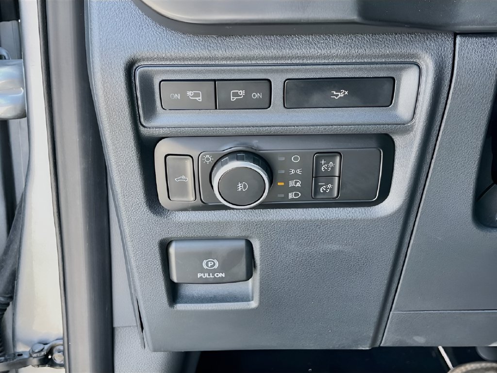 2024 Ford F-150 photo 10 of 32