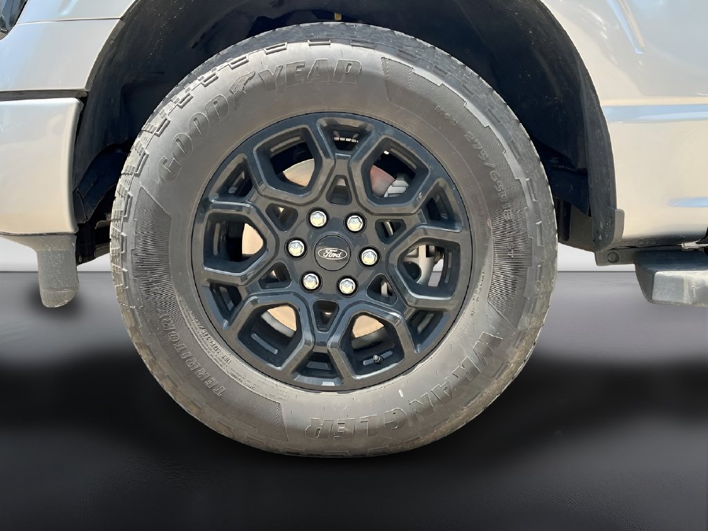2024 Ford F-150 photo 31 of 32