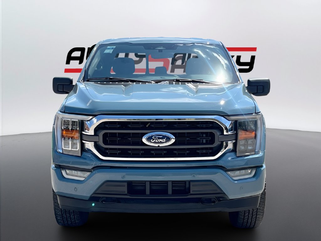 2023 Ford F-150 photo 2 of 33