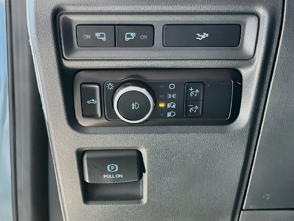 2023 Ford F-150 photo 10 of 33