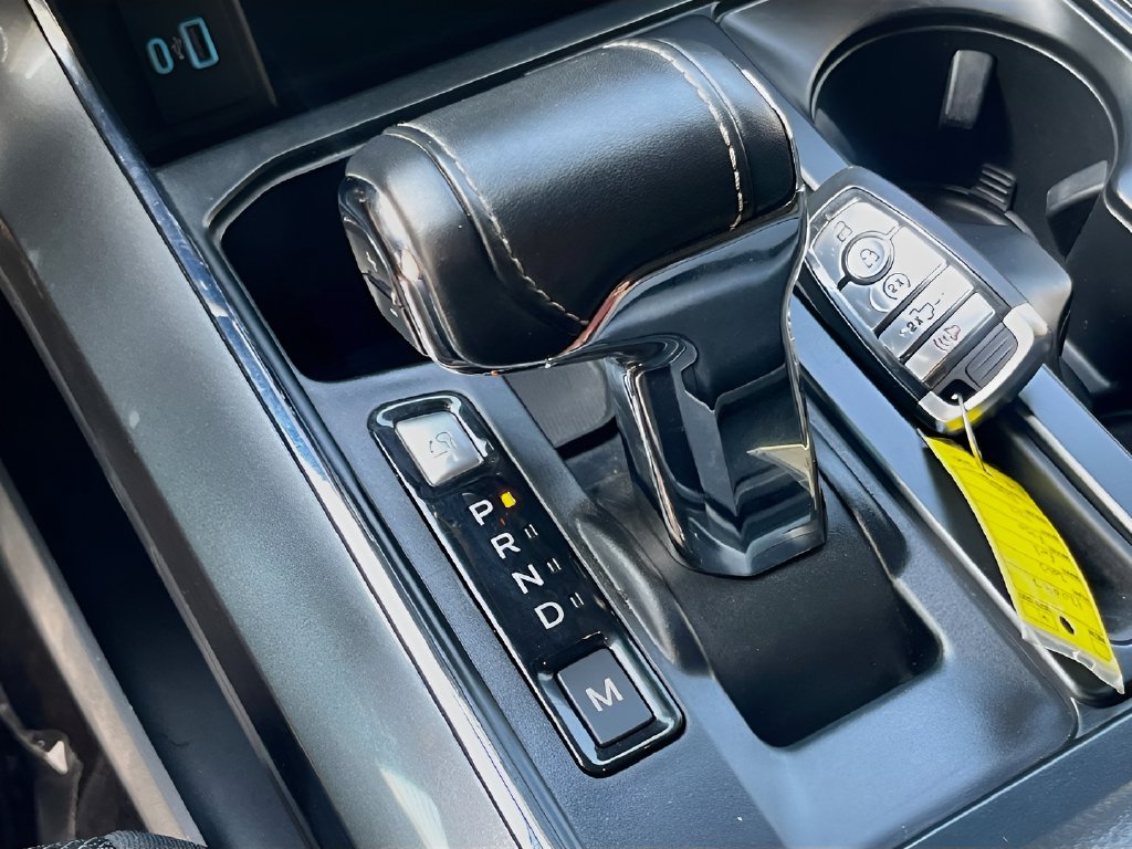 2023 Ford F-150 photo 17 of 33