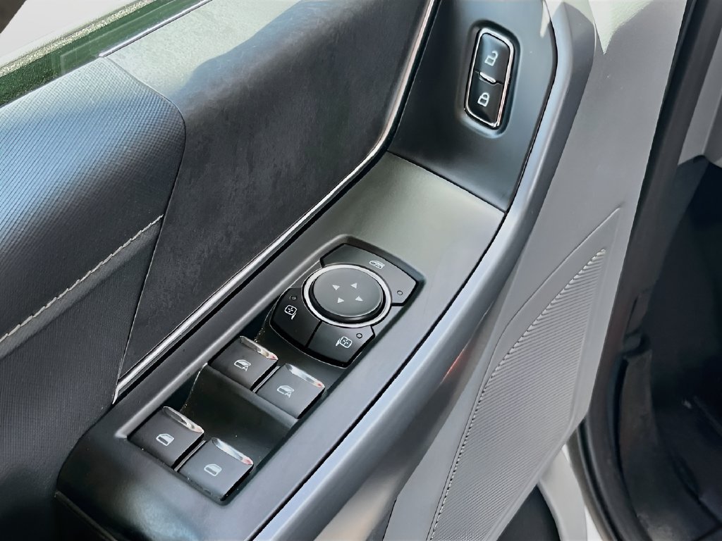 2024 Ford F-150 photo 18 of 31