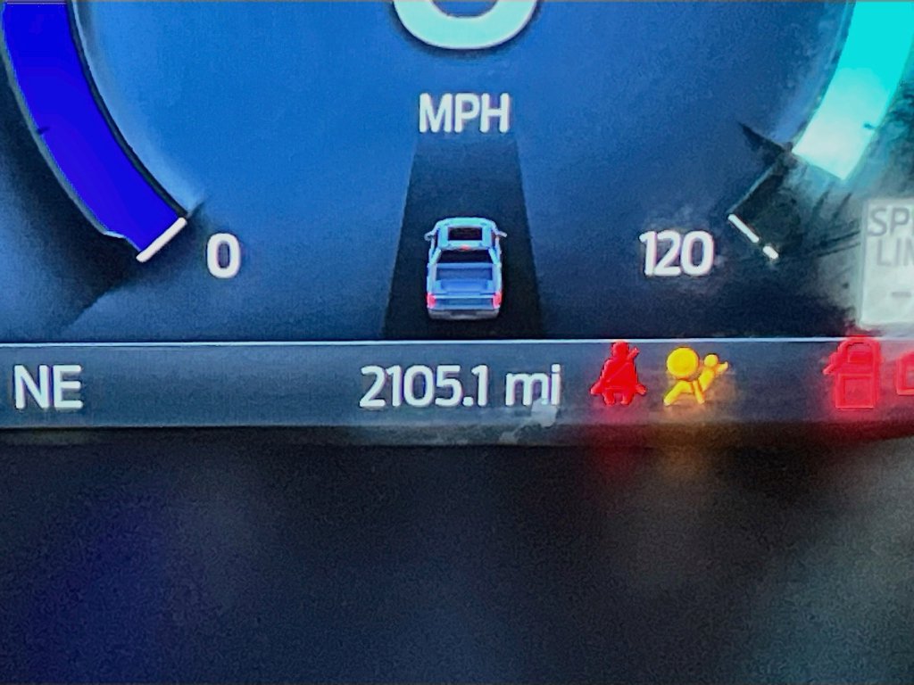 2025 Ford F-150 photo 12 of 33