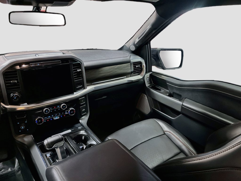 2025 Ford F-150 photo 24 of 33