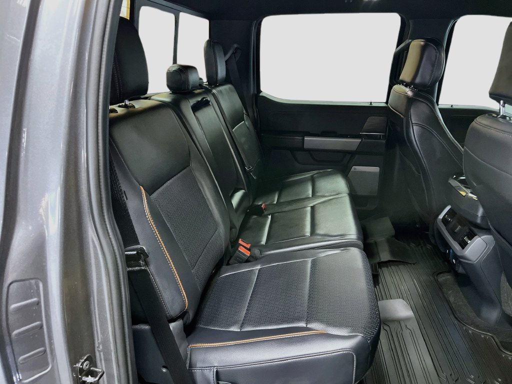 2025 Ford F-150 photo 28 of 33