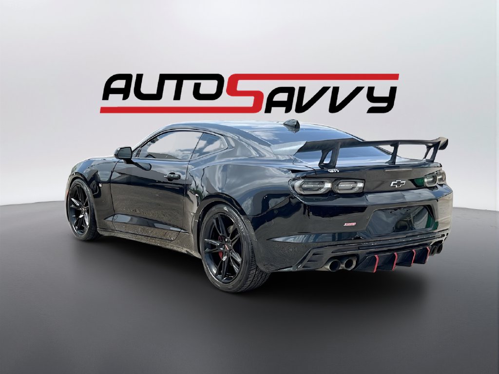 2023 Chevrolet Camaro photo 5 of 33