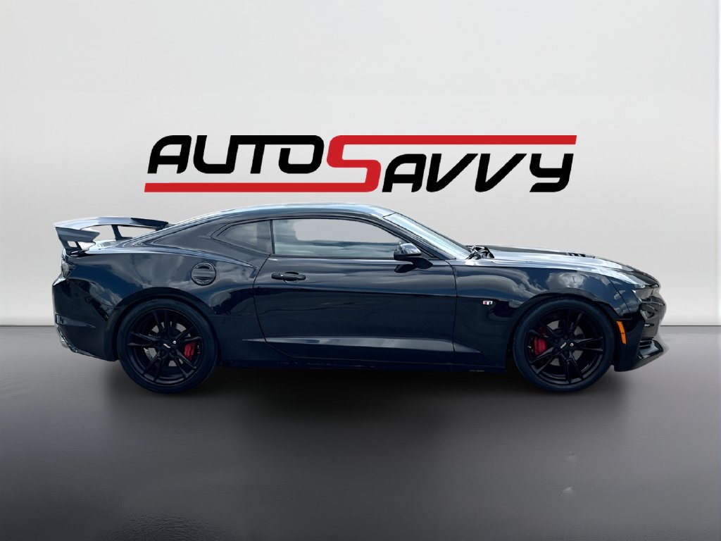 2023 Chevrolet Camaro photo 8 of 33