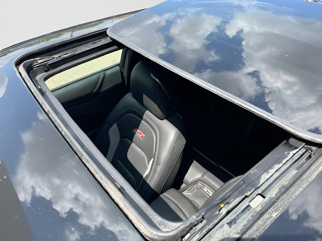 2023 Chevrolet Camaro photo 22 of 33