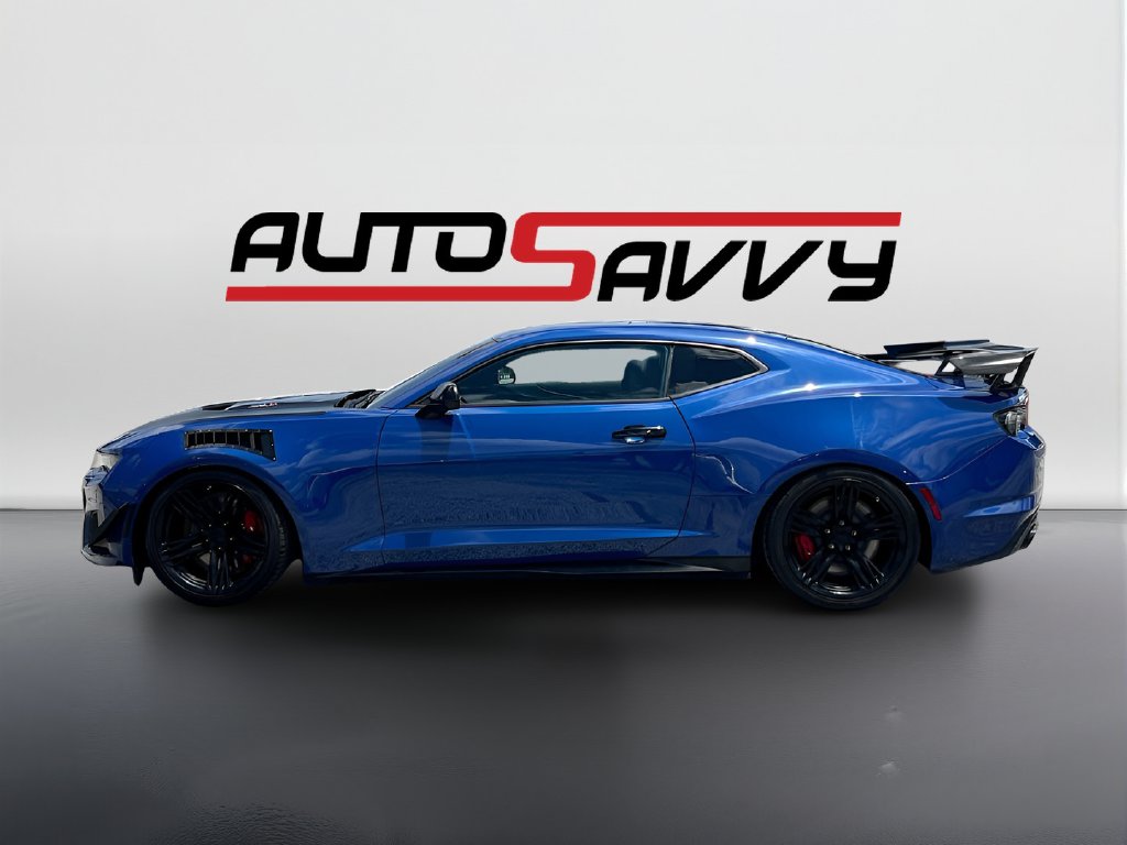 2019 Chevrolet Camaro photo 4 of 34