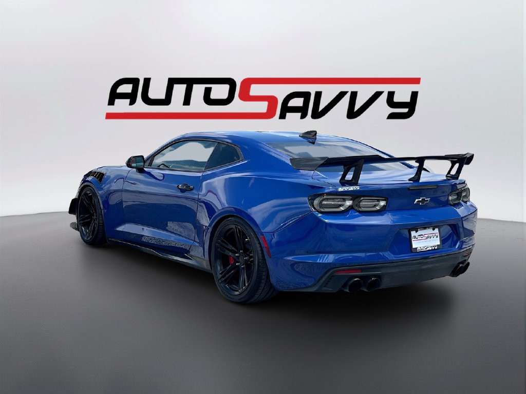 2019 Chevrolet Camaro photo 5 of 34