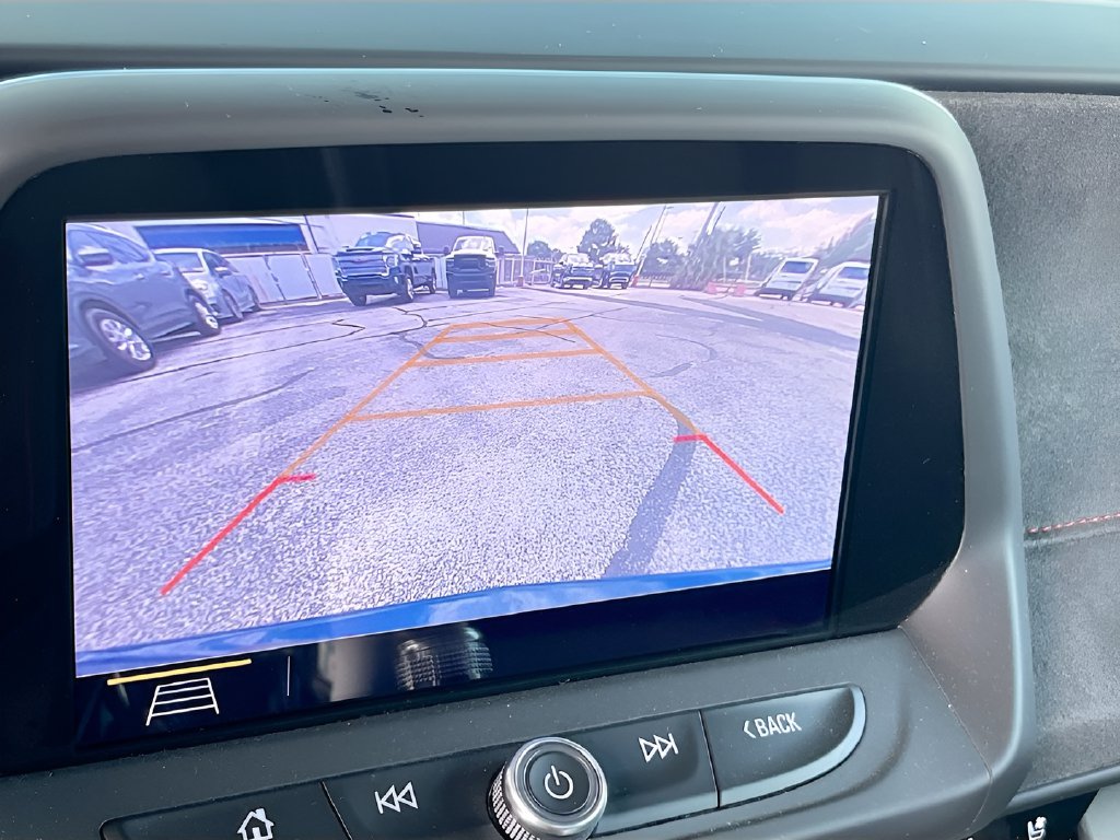 2019 Chevrolet Camaro photo 14 of 34