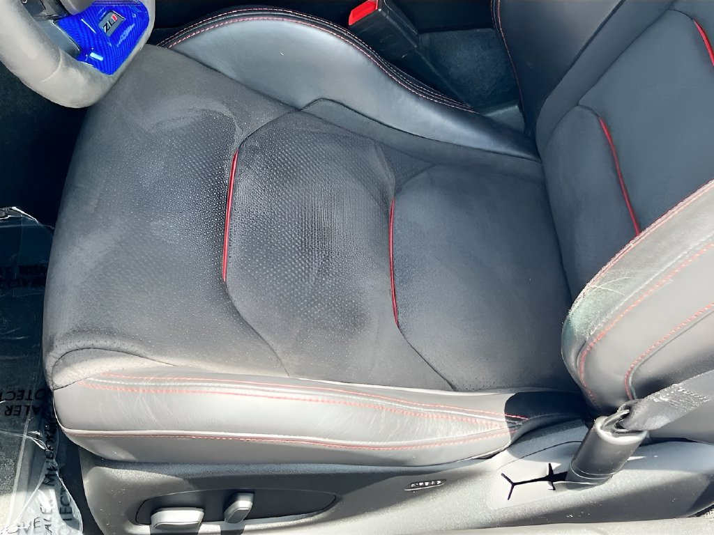 2019 Chevrolet Camaro photo 20 of 34