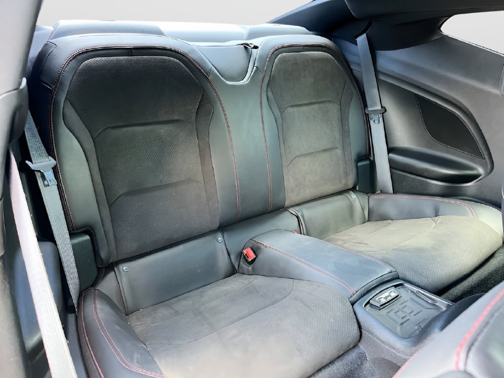 2019 Chevrolet Camaro photo 27 of 34