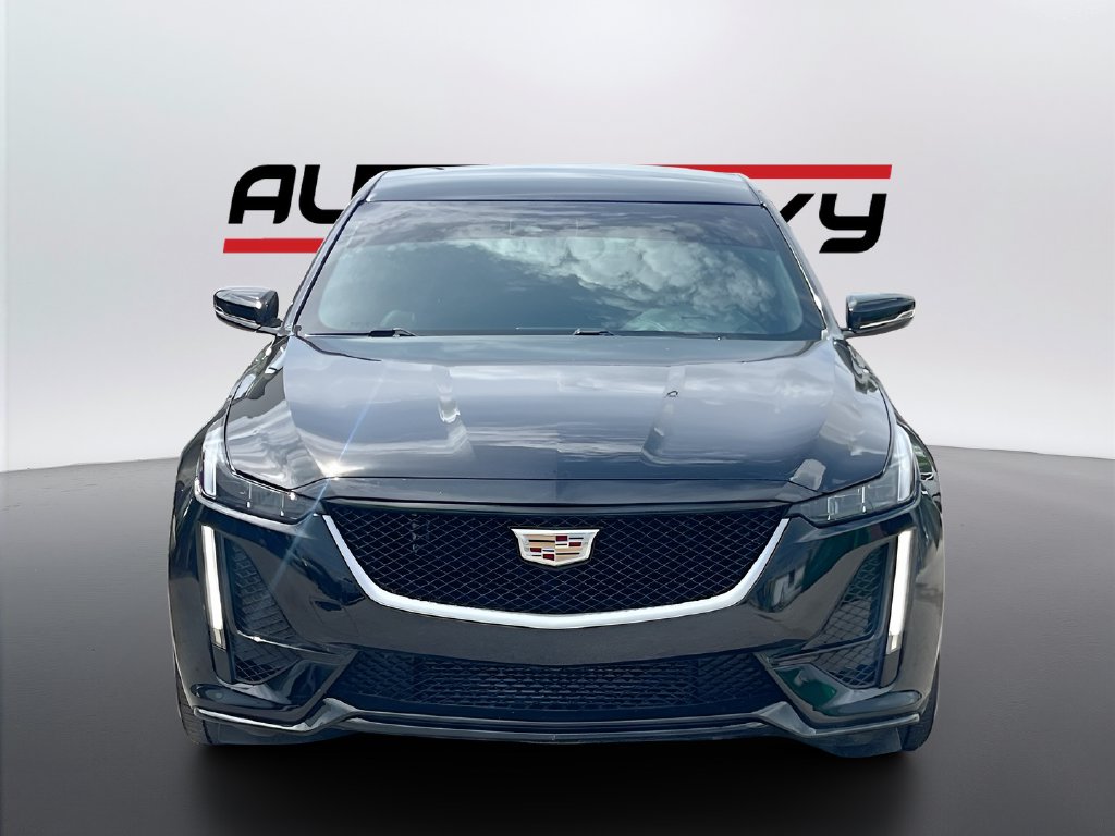 2024 Cadillac CT5 photo 2 of 30