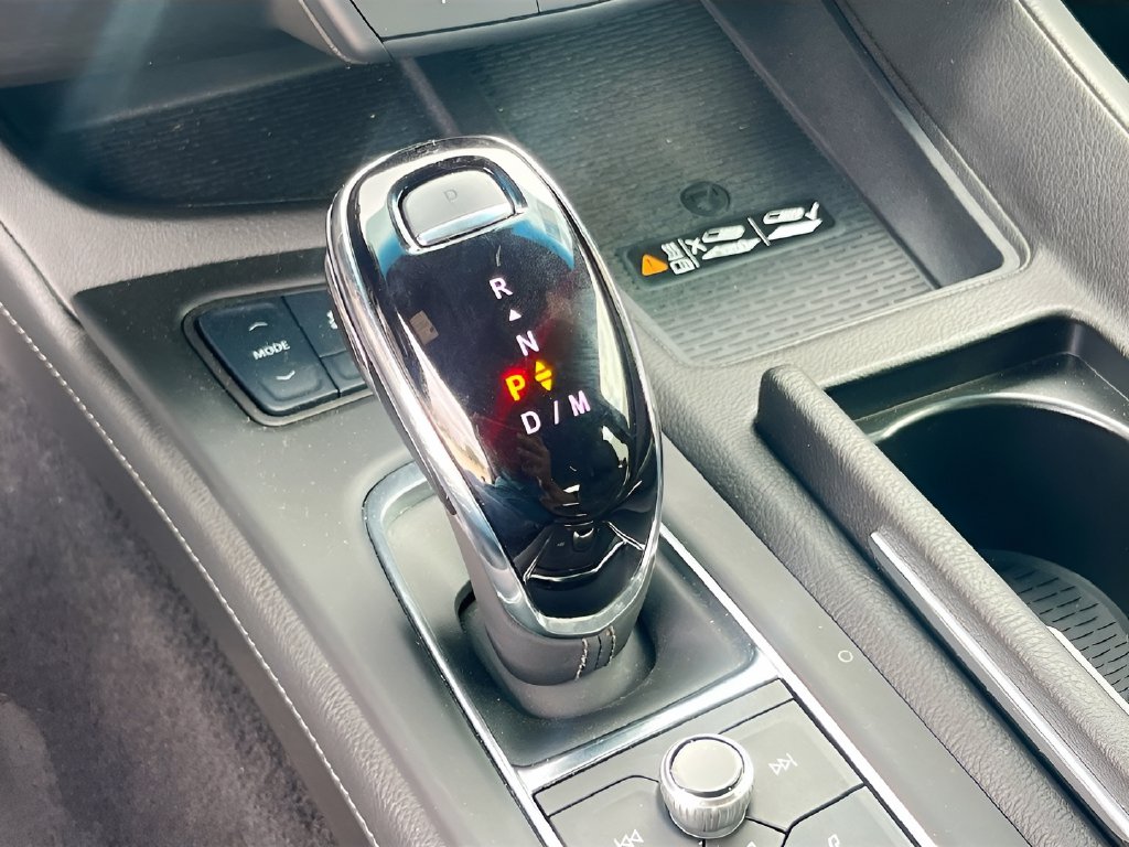 2024 Cadillac CT5 photo 16 of 30