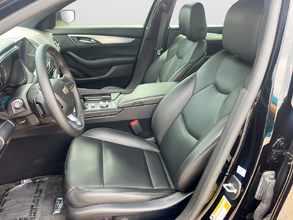 2024 Cadillac CT5 photo 19 of 30