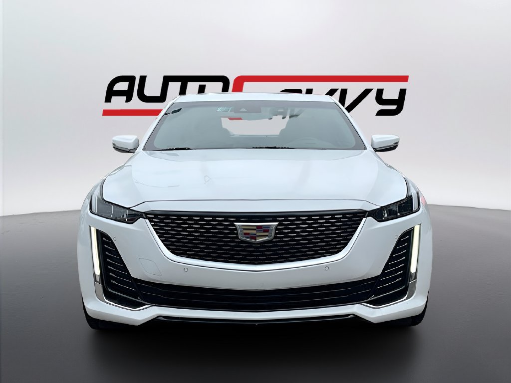2024 Cadillac CT5 photo 2 of 31