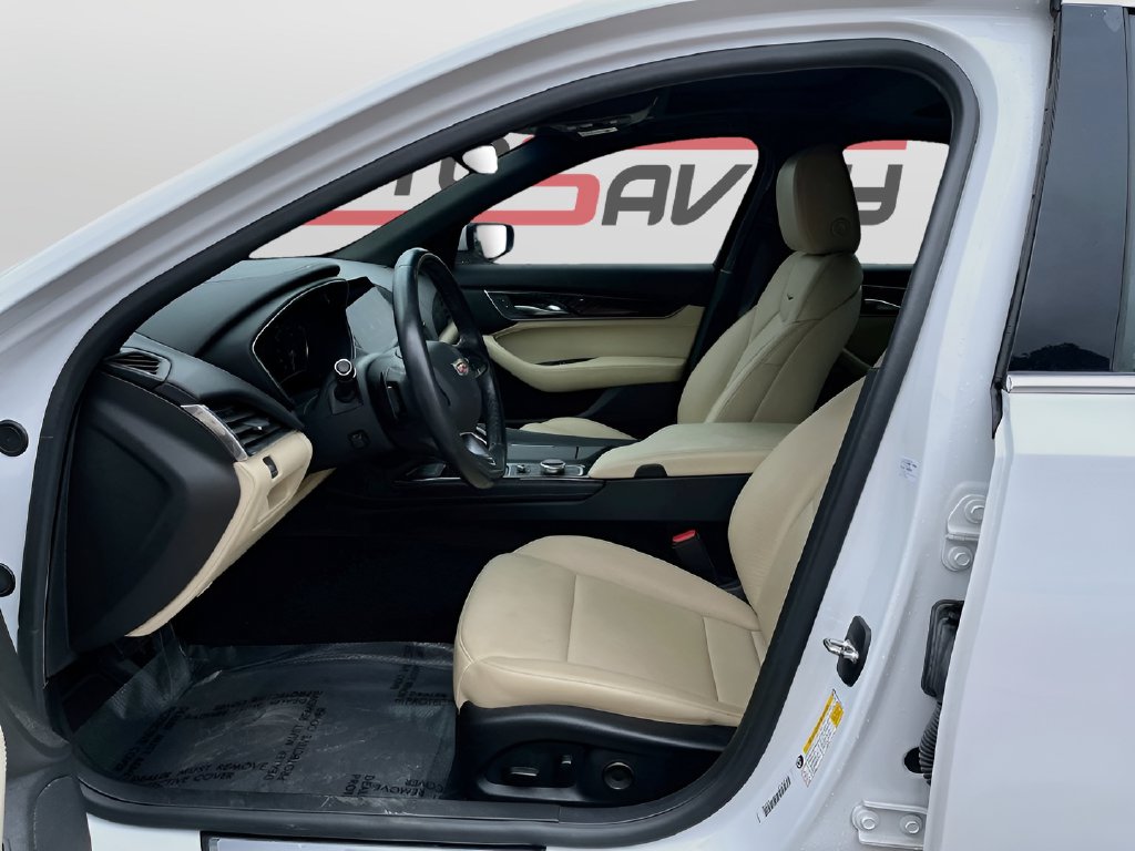 2024 Cadillac CT5 photo 19 of 31
