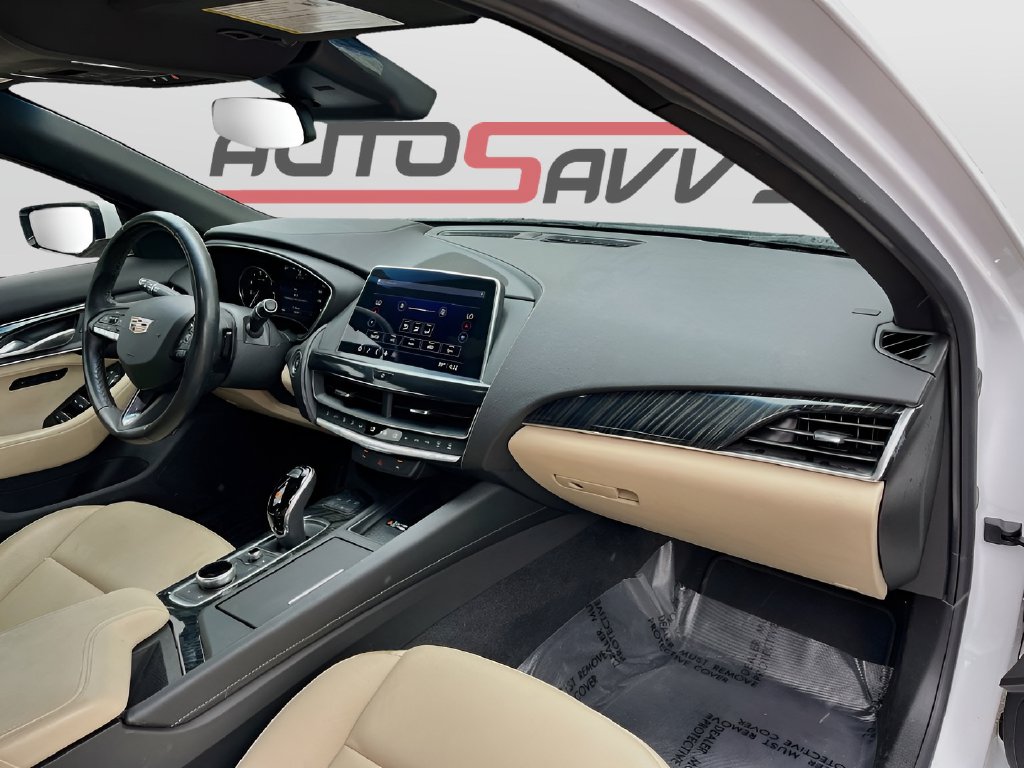 2024 Cadillac CT5 photo 28 of 31