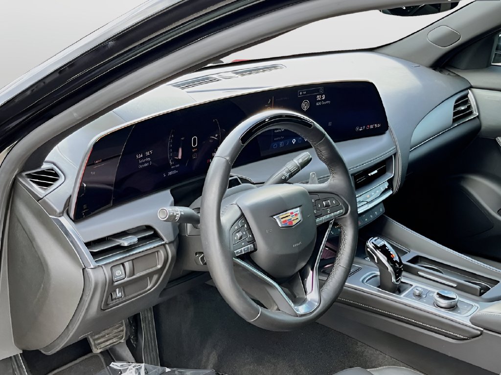 2025 Cadillac CT5 photo 9 of 35