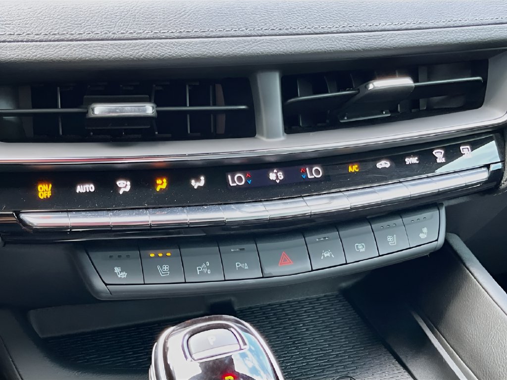 2025 Cadillac CT5 photo 16 of 35