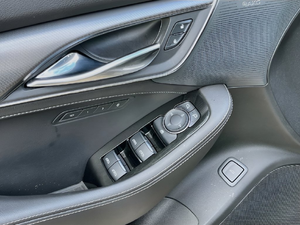 2025 Cadillac CT5 photo 18 of 35