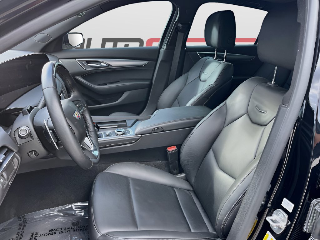 2025 Cadillac CT5 photo 22 of 35