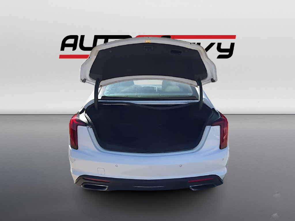 2024 Cadillac CT5 photo 25 of 30