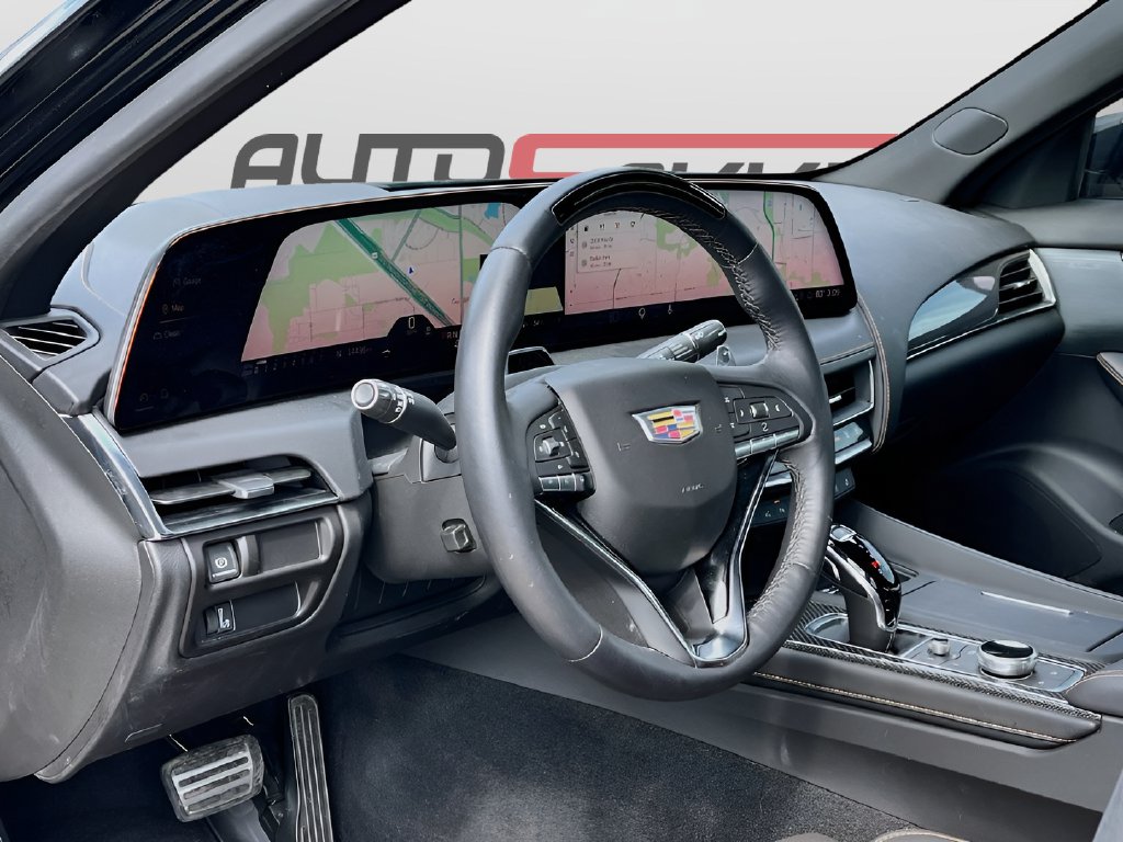 2025 Cadillac CT5 photo 9 of 34