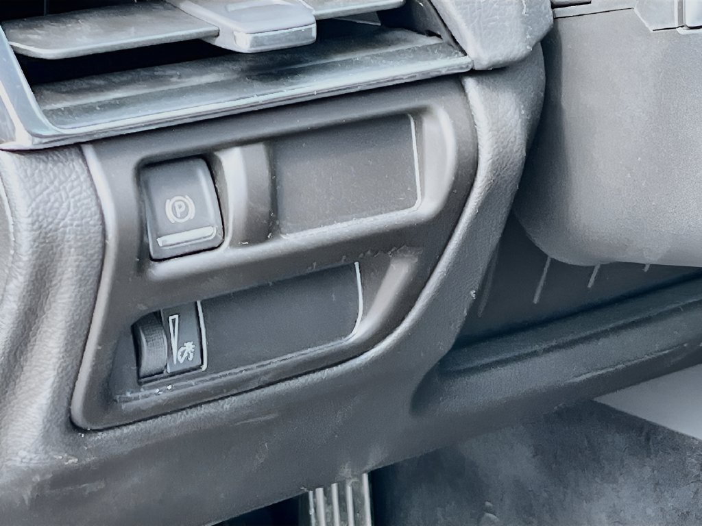 2025 Cadillac CT5 photo 10 of 34