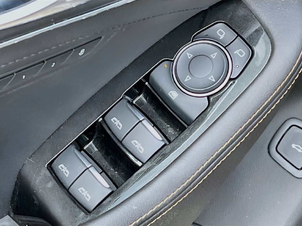2025 Cadillac CT5 photo 18 of 34