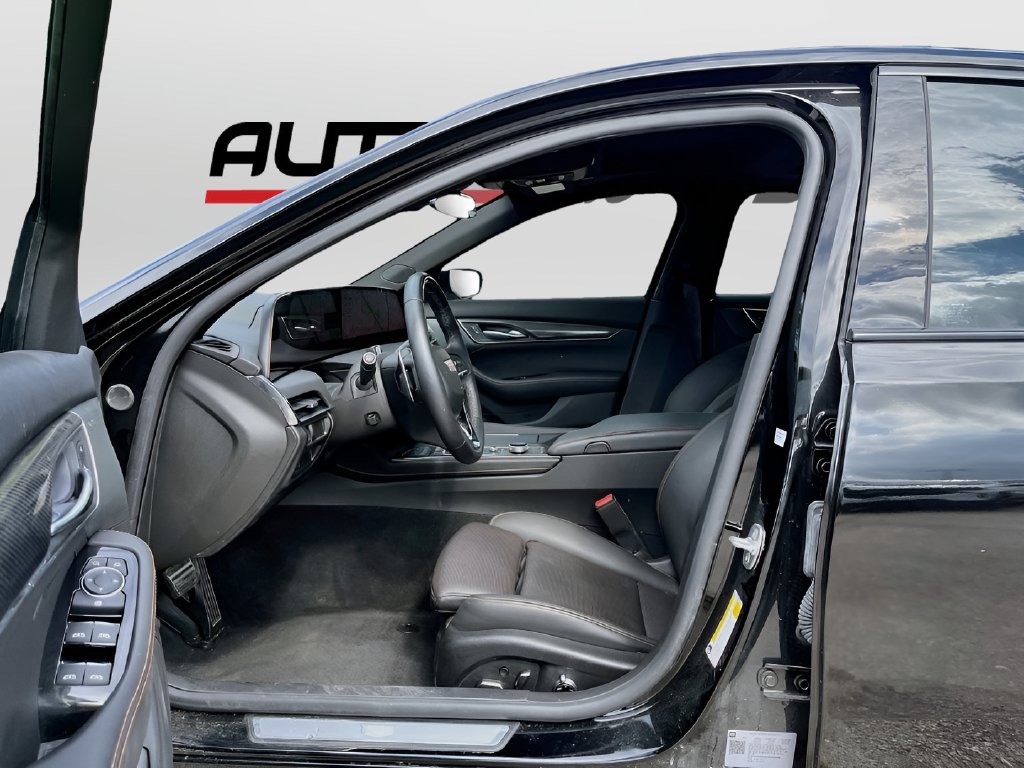 2025 Cadillac CT5 photo 22 of 34