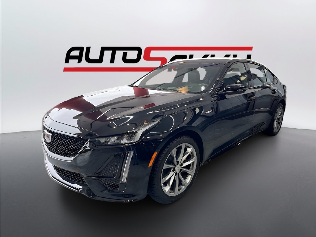 2023 Cadillac CT5 photo 3 of 32