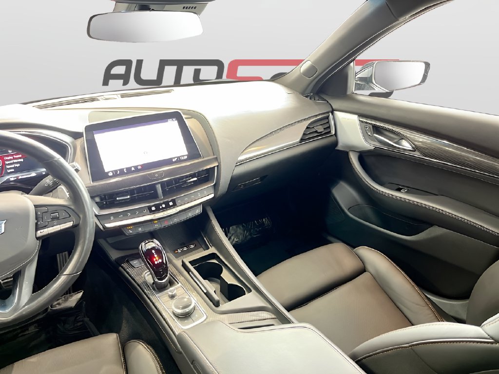 2023 Cadillac CT5 photo 23 of 32