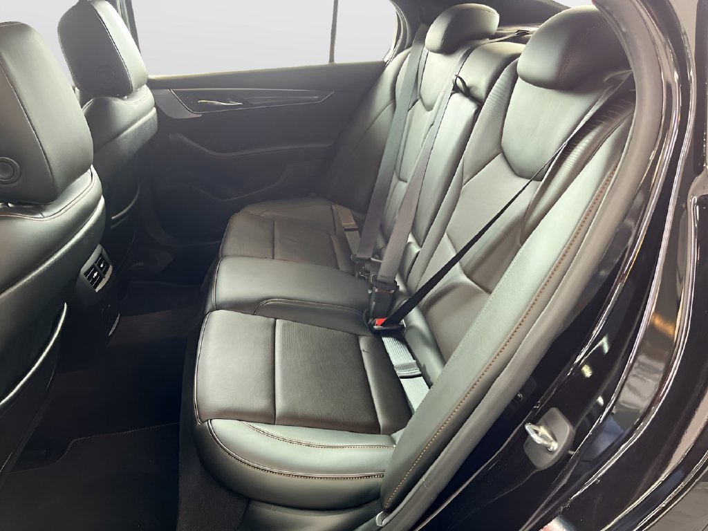 2023 Cadillac CT5 photo 24 of 32