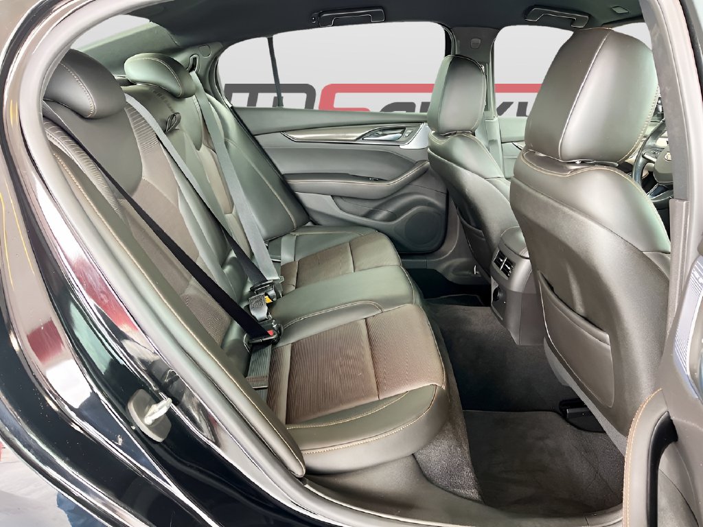 2023 Cadillac CT5 photo 27 of 32