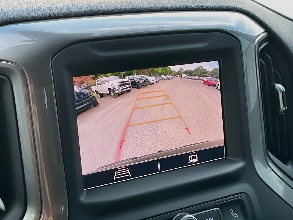 2025 Chevrolet Silverado 1500 photo 13 of 30