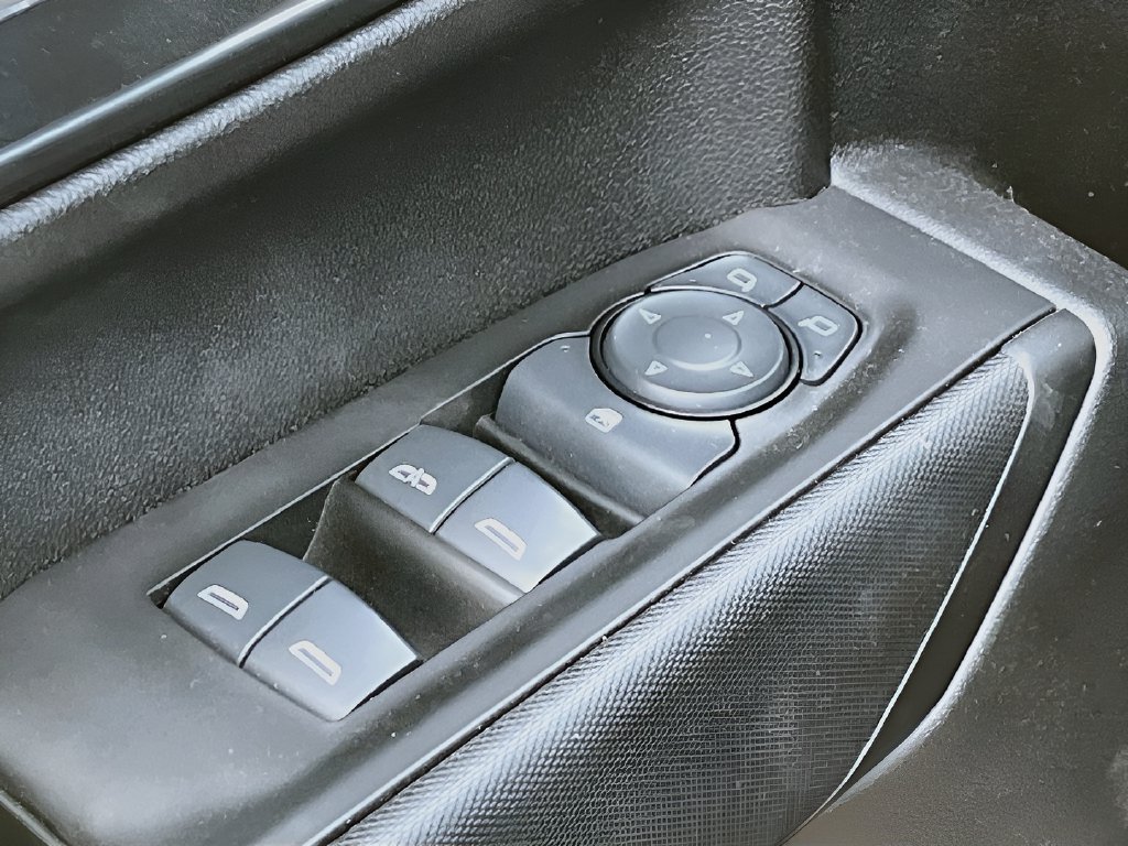 2025 Chevrolet Silverado 1500 photo 17 of 30