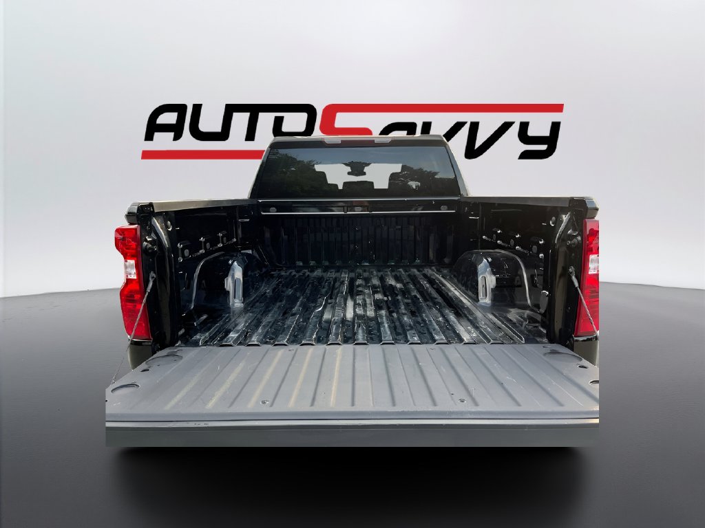 2025 Chevrolet Silverado 1500 photo 24 of 30