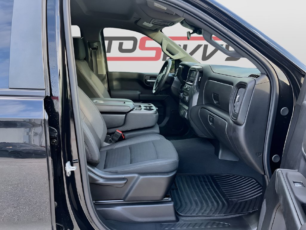 2025 Chevrolet Silverado 1500 photo 26 of 30