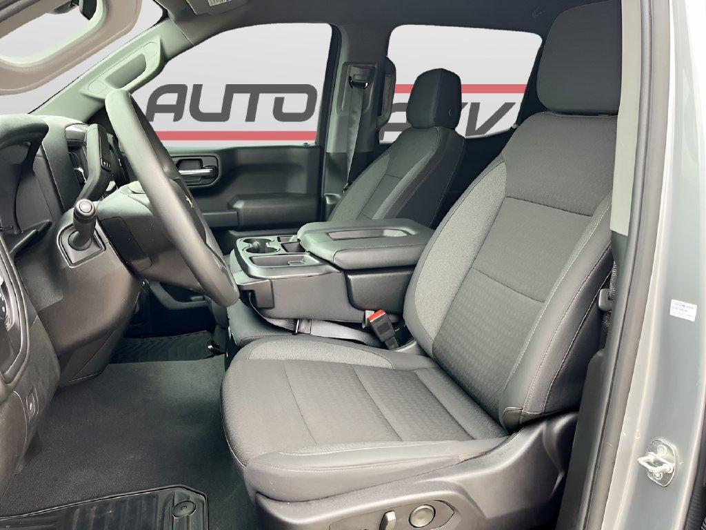 2024 Chevrolet Silverado 1500 photo 19 of 30