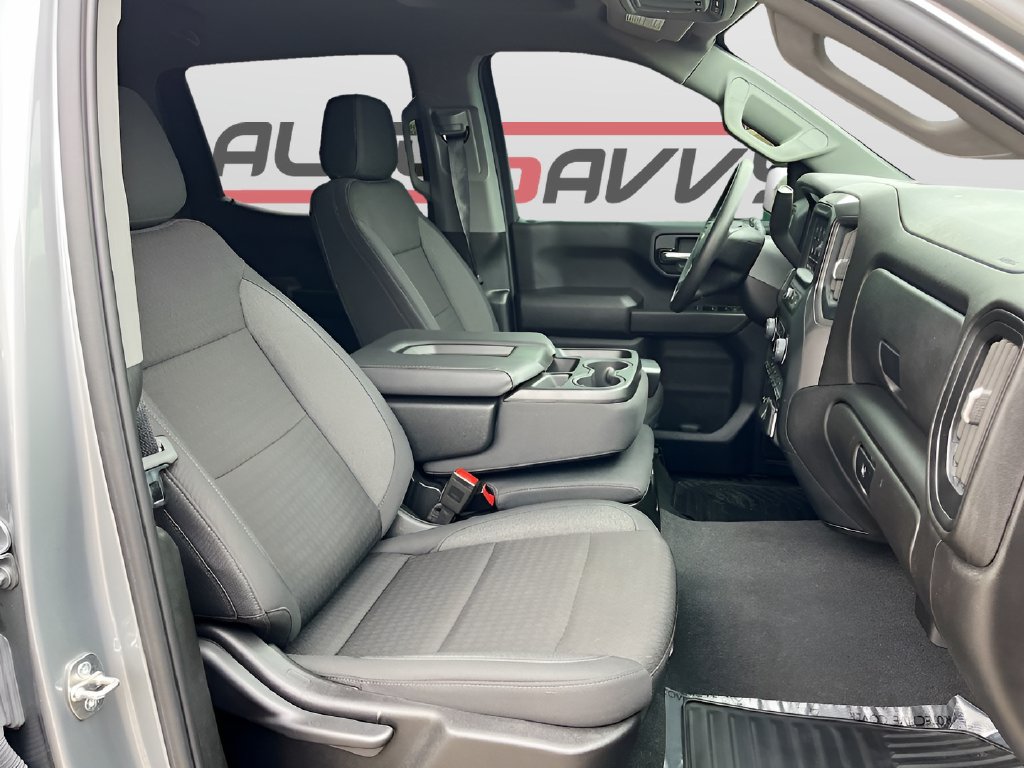 2024 Chevrolet Silverado 1500 photo 26 of 30