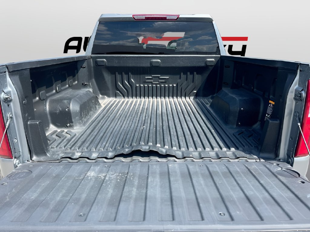 2025 Chevrolet Silverado 1500 photo 26 of 33