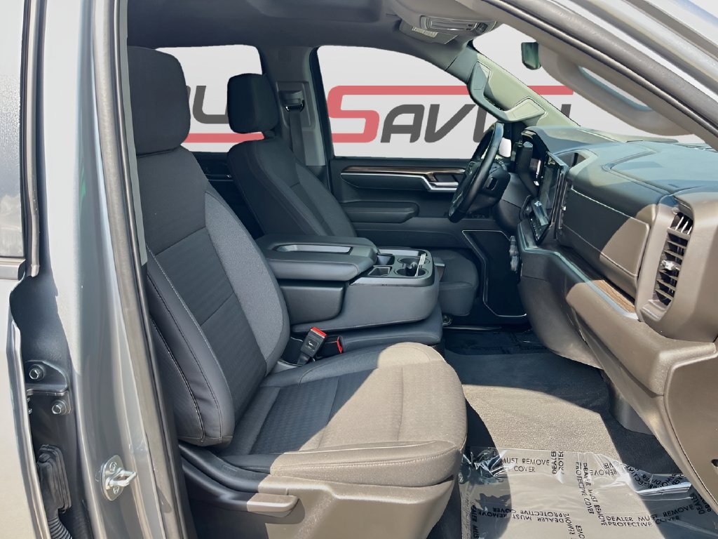 2025 Chevrolet Silverado 1500 photo 28 of 33