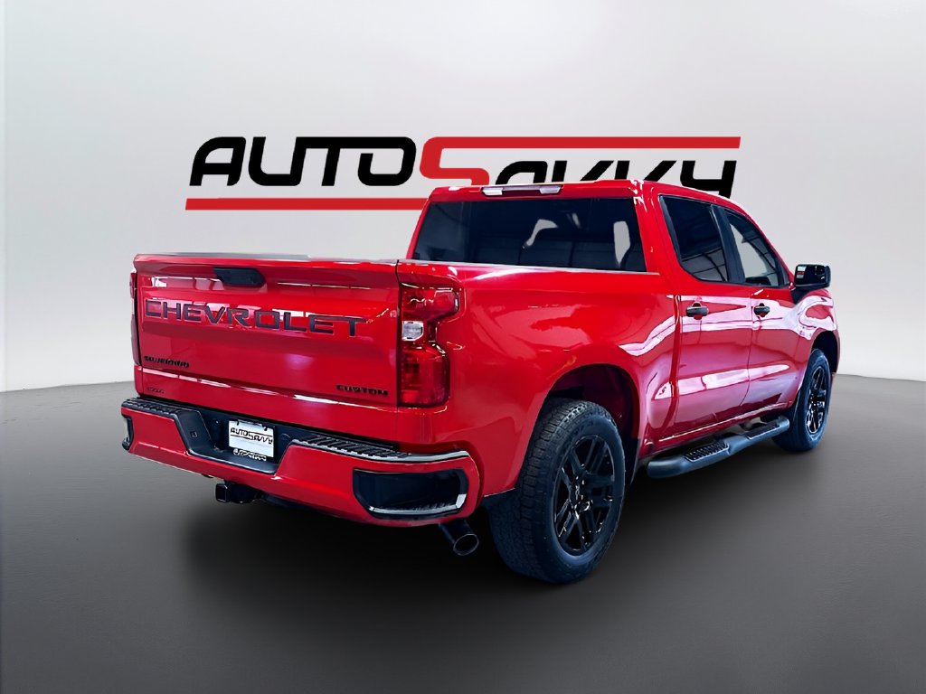 Used 2025 Red Hot Chevrolet Custom image 7